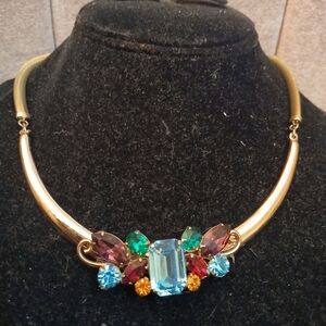 Elegant Gold Necklace with Multicolor Gemstones